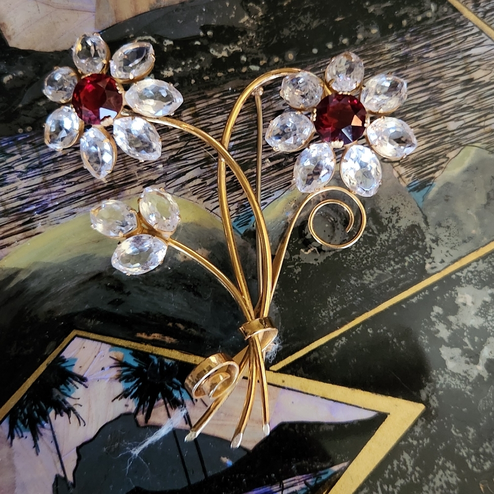 Sterling Silver Vintage 1940's Floral Brooch